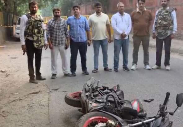 Delhi Police investigation into alleged gang rape of minor near Kalkaji Temple
