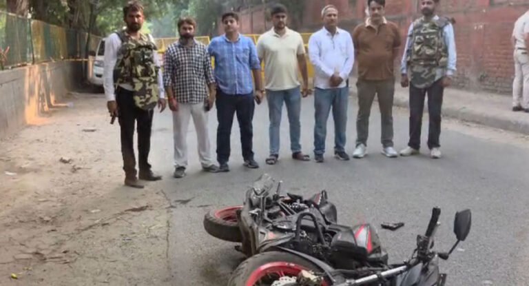 Delhi Police investigation into alleged gang rape of minor near Kalkaji Temple